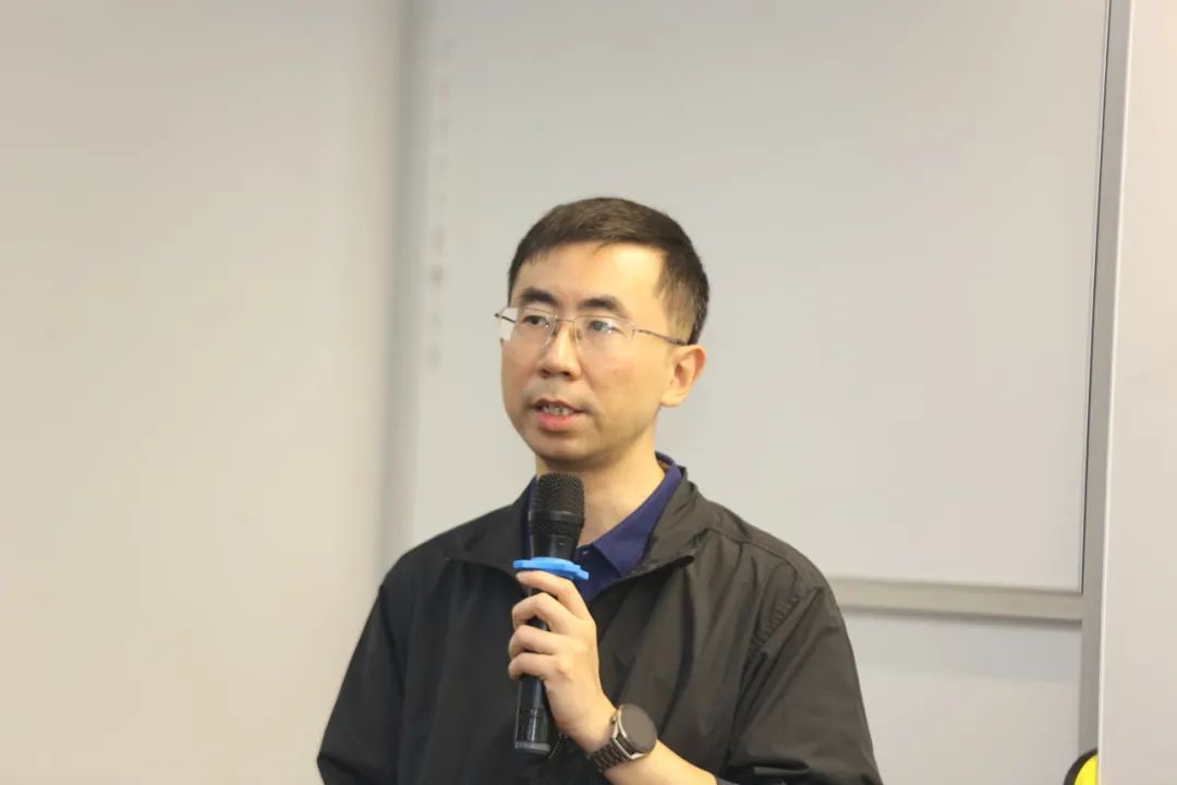 1693789665844762.jpg 1693789665844762.jpg